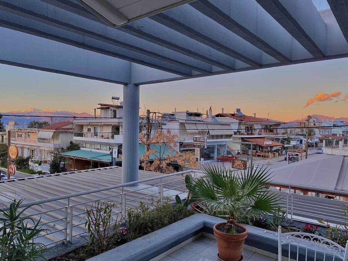 Apartment Downtown Kamena Vourla